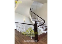 Càu thang mỹ thuật cụm nhôm hoa văn