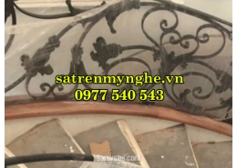 Cầu thang sắt 36