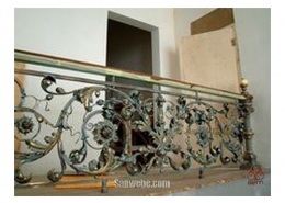 Cửa cổng sắt mỹ thuật 01
