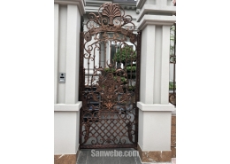 Cửa phụ sắt mỹ nghệ